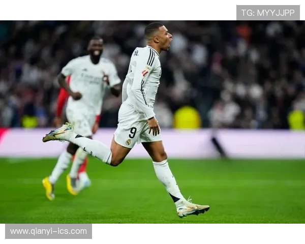 姆巴佩传射建功 十人皇马顽强逆袭全取三分 姆巴佩传射建功 十人皇马顽强逆袭全取三分